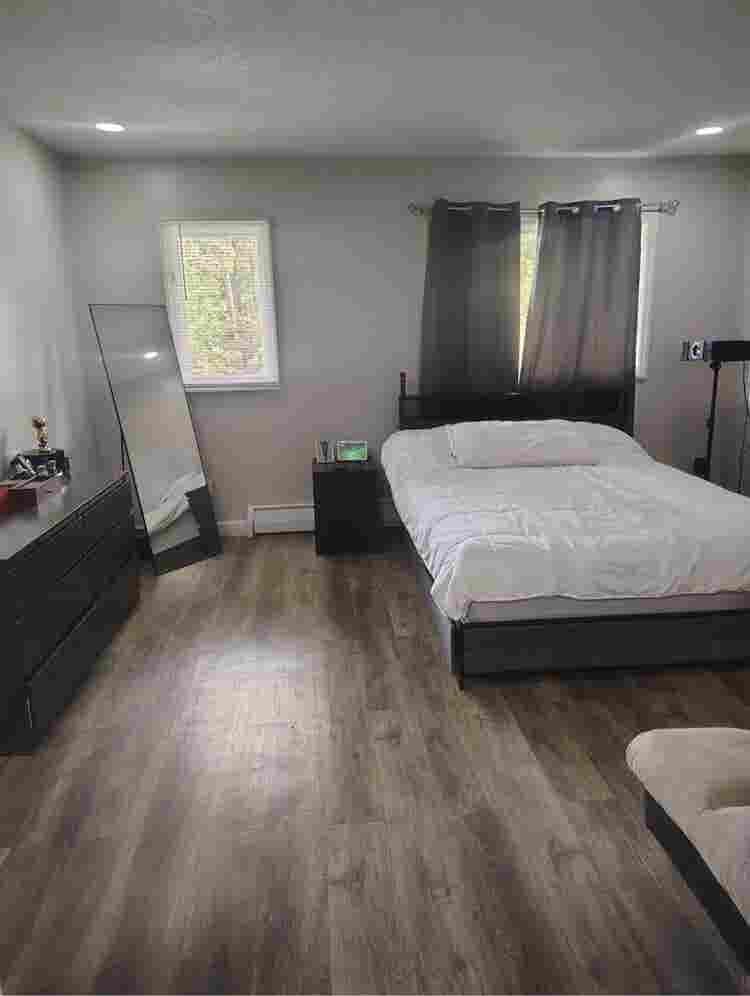 Furnished Room and private bathroom