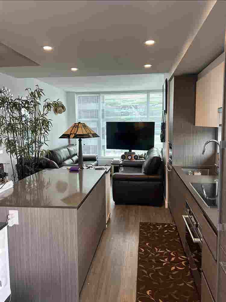 Hub One Luxury Home Surrey