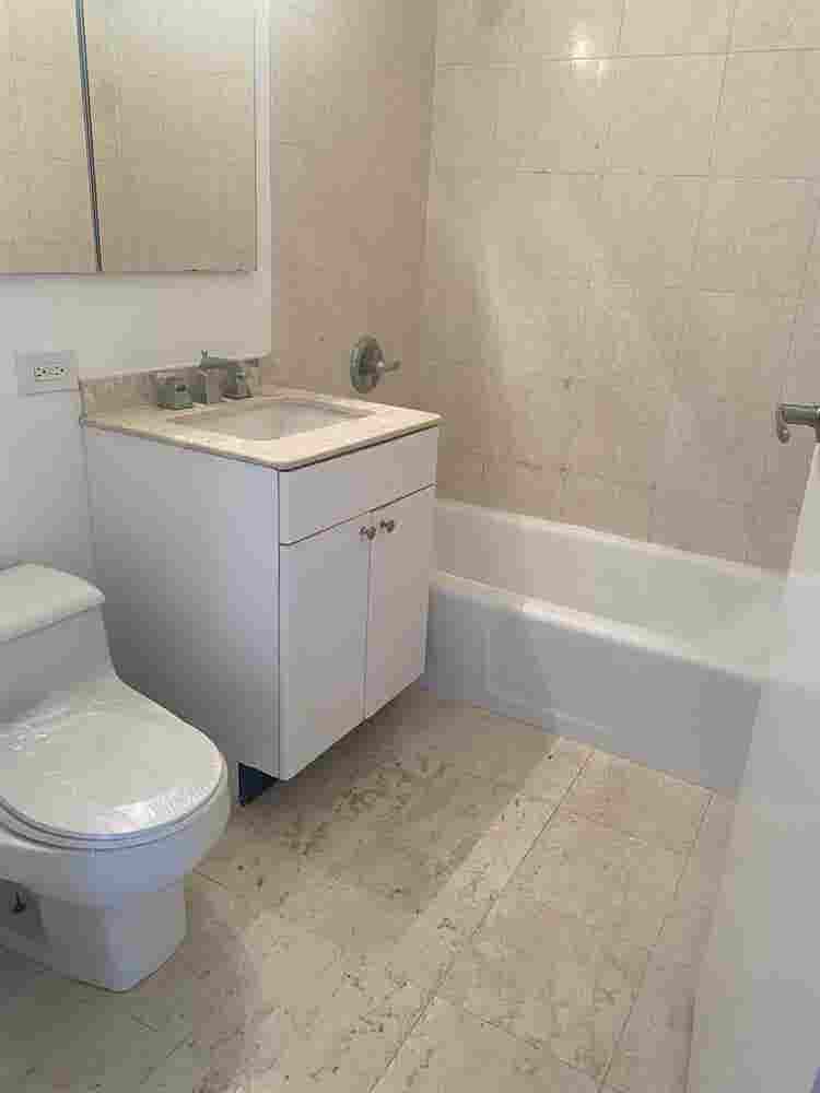 ✨Spacious TRUE Bedroom in Midtown✨