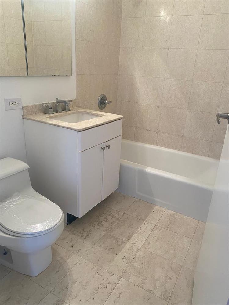 ✨Spacious TRUE Bedroom in Midtown✨