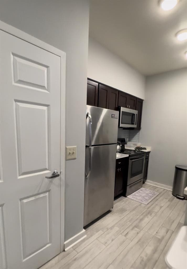 1 Bedroom Apt by New Brunswick NJT