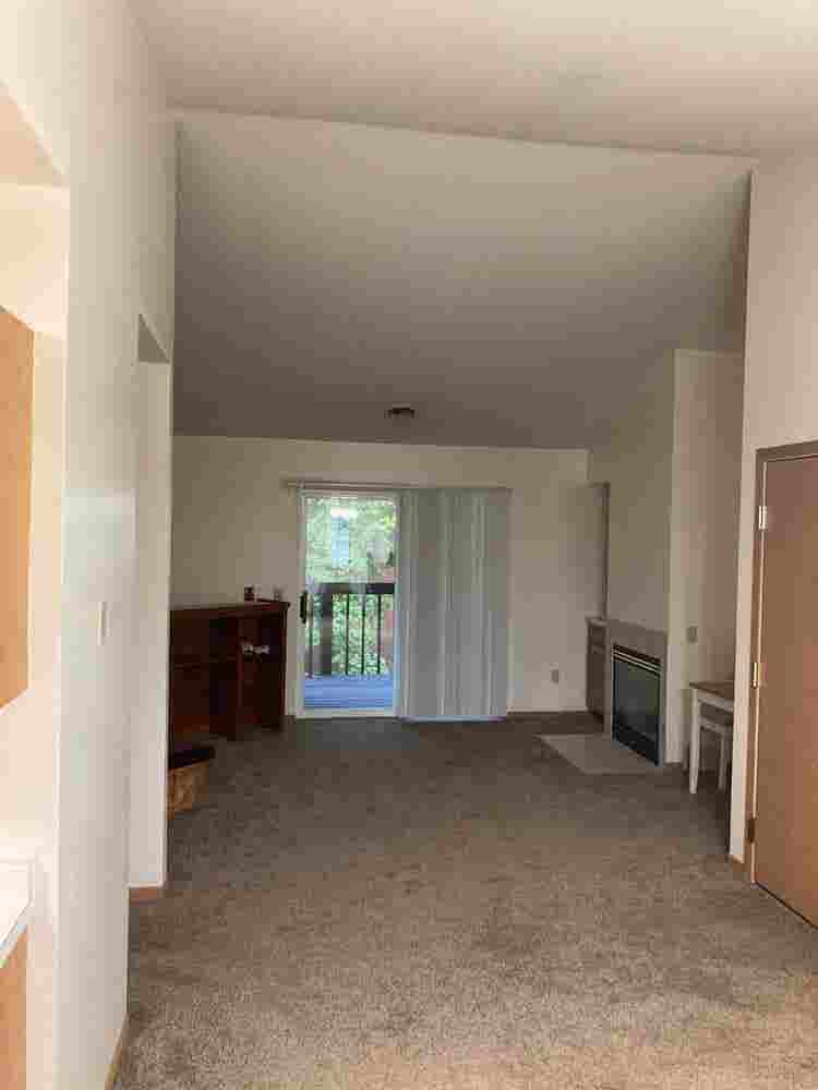 Room available now in Fitchburg
