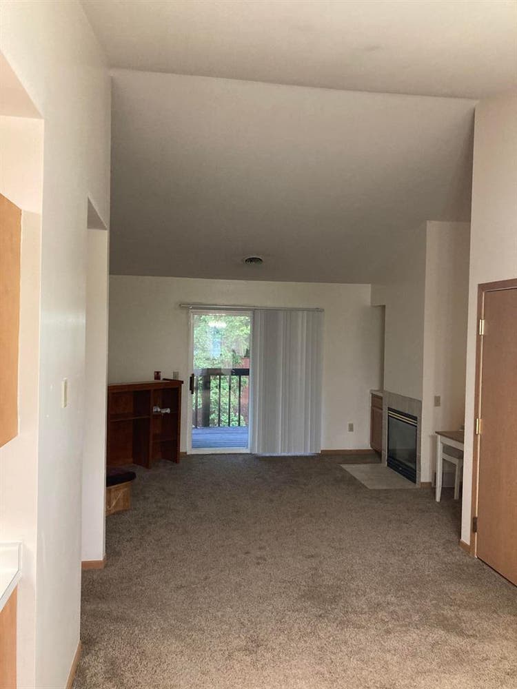 Room available now in Fitchburg