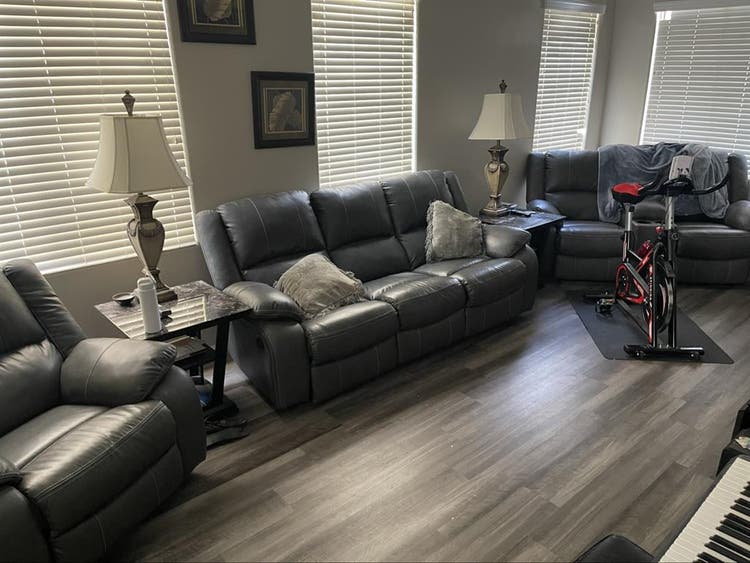 Looking for an awesome roommate