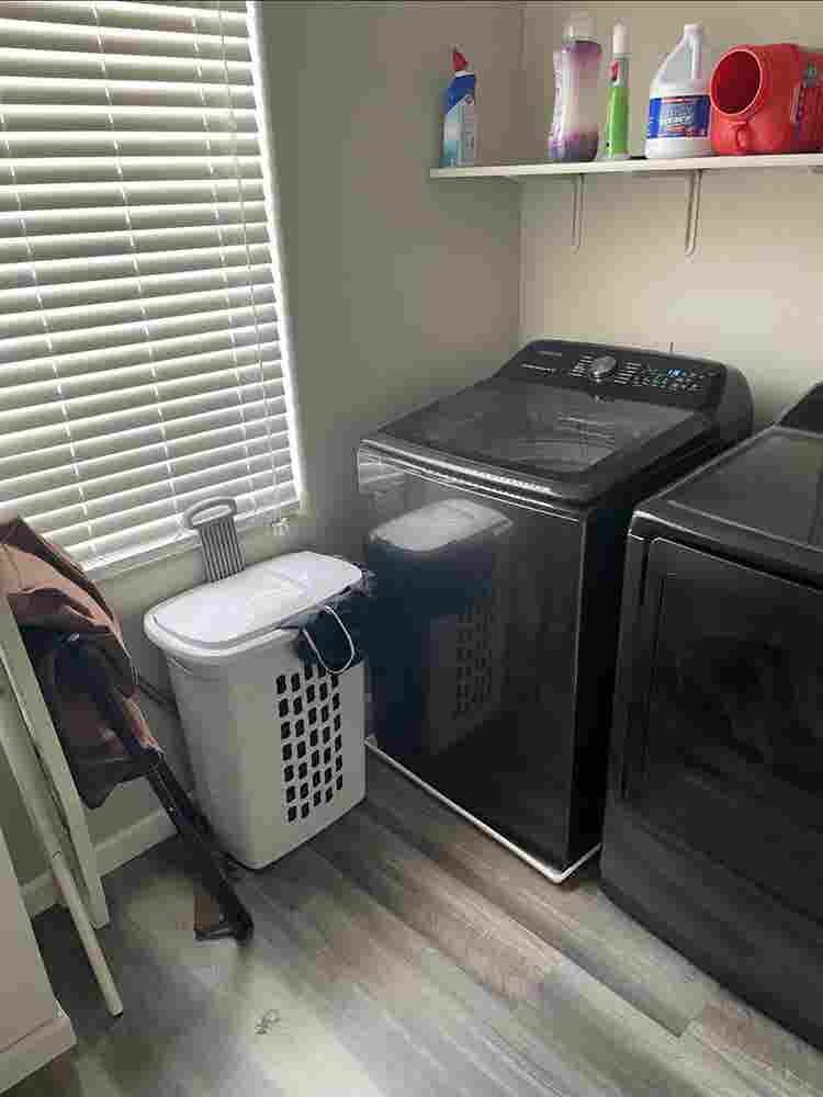 Looking for an awesome roommate