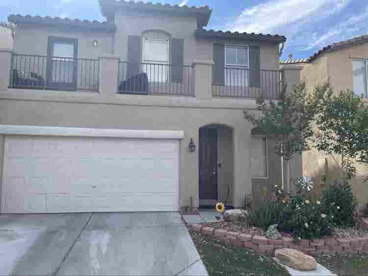 Looking for an awesome roommate