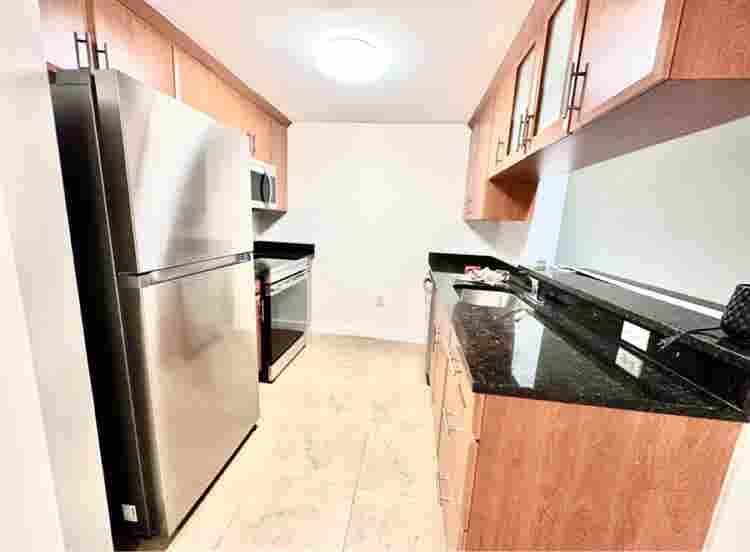 Rent private room in Brickell