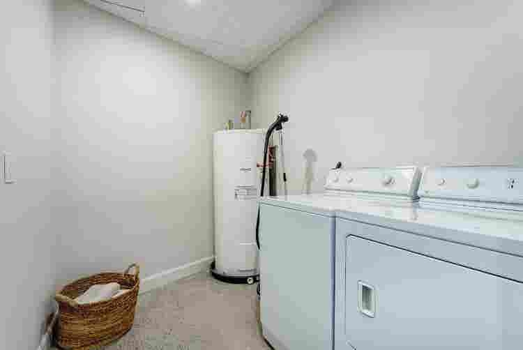 Private room for rent