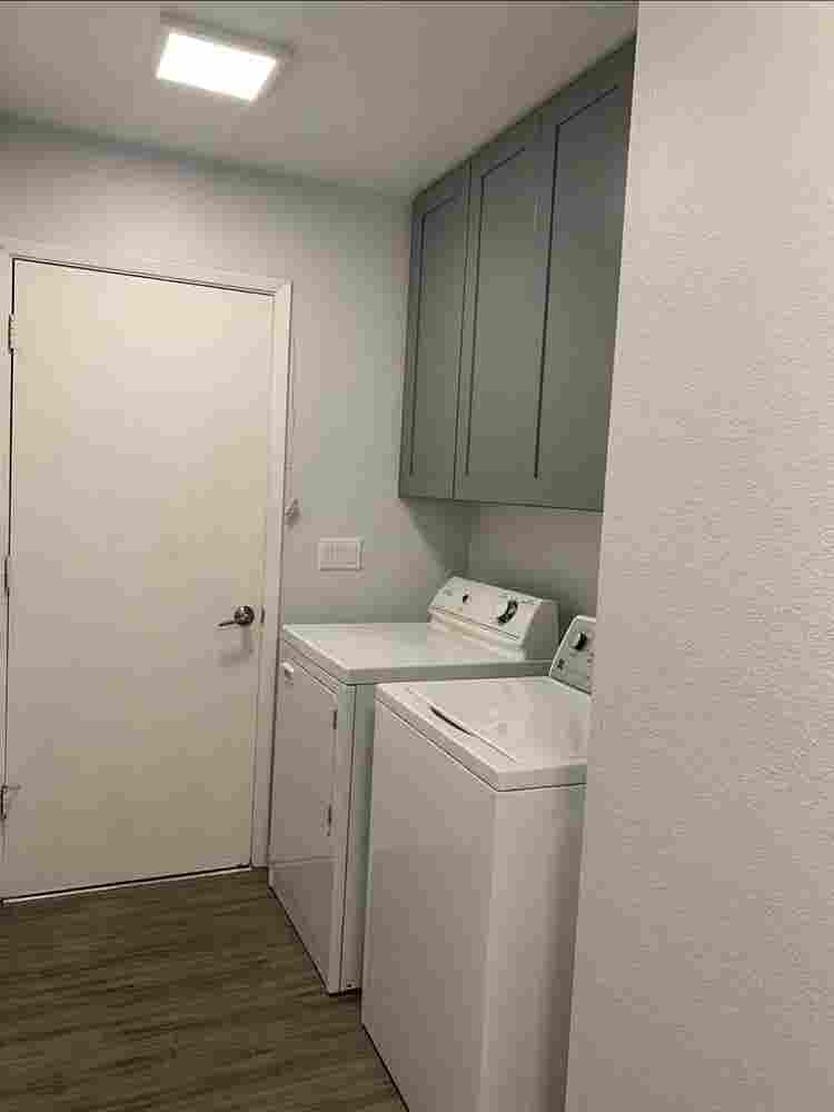 Beautiful home 
convenient location