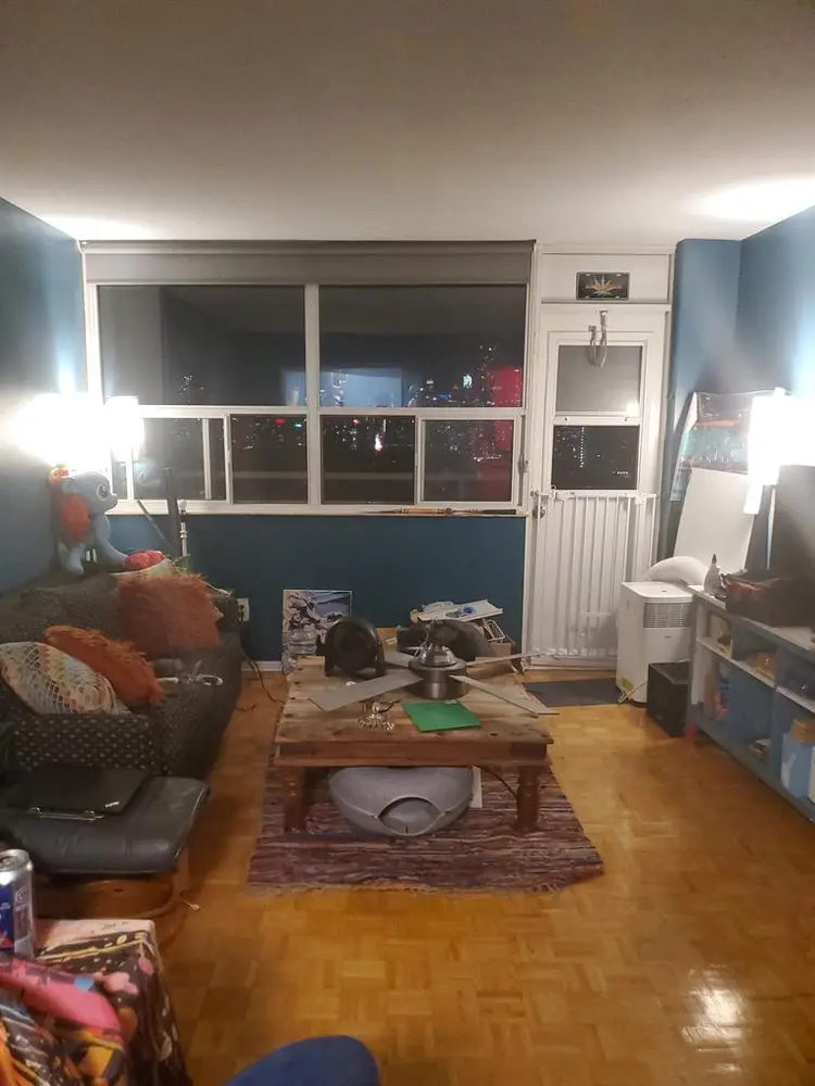 PRIVATE ROOM SHARED APT MALE ONLY