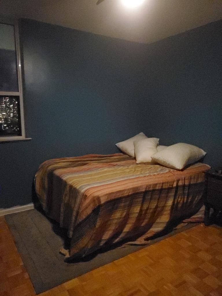 PRIVATE ROOM SHARED APT MALE ONLY