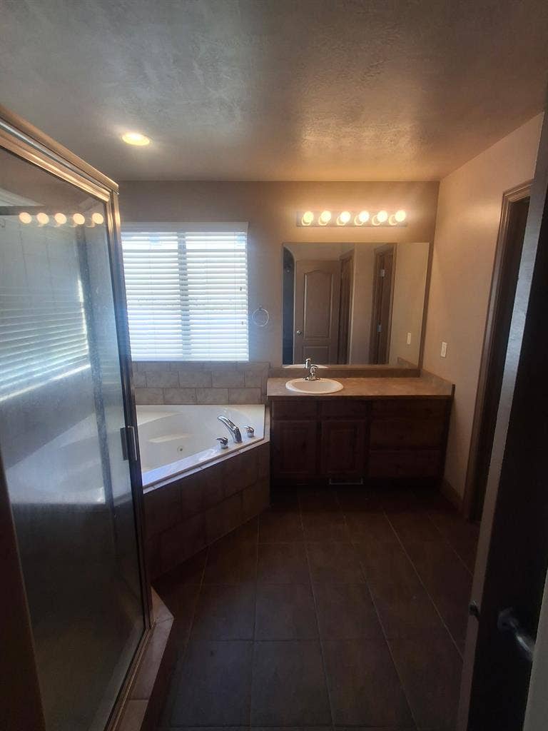 Pet friendly and Super open minded