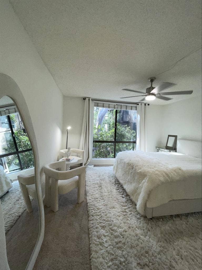 Waterfront Luxury in Marina del Rey