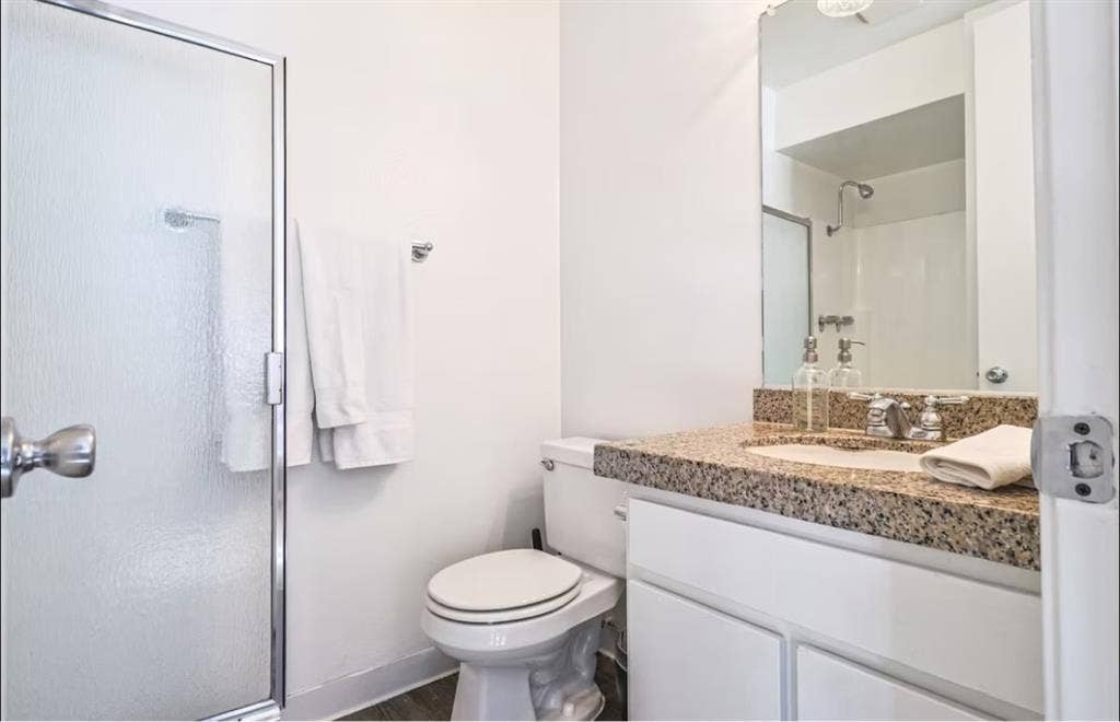 Waterfront Luxury in Marina del Rey