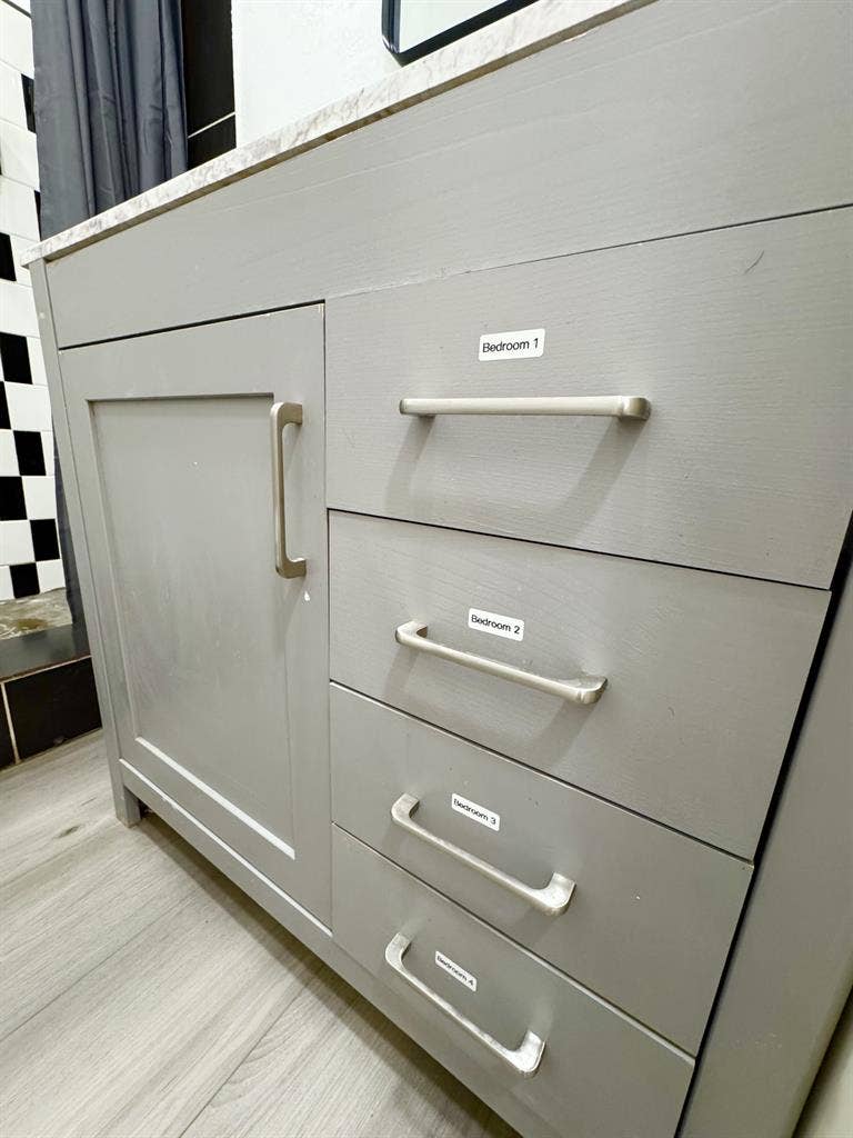 Central Phoenix Furnished Room!