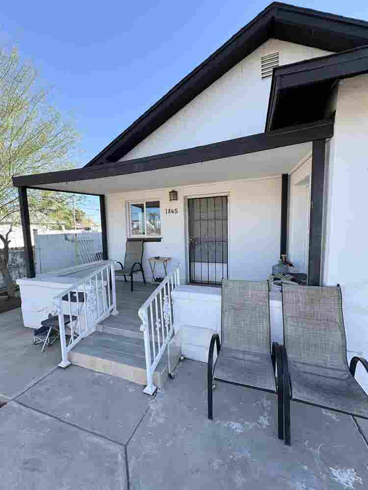 Central Phoenix Furnished Room!