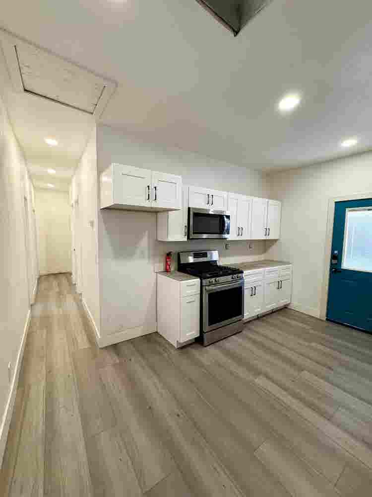 Central Phoenix Furnished Room!