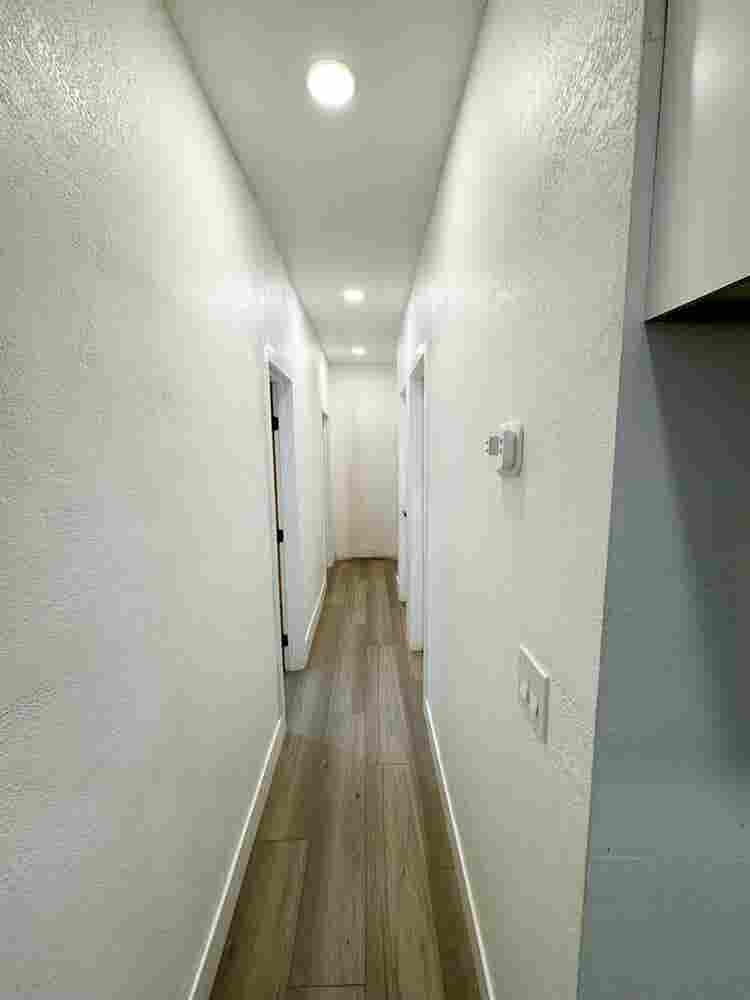 Central Phoenix Furnished Room!