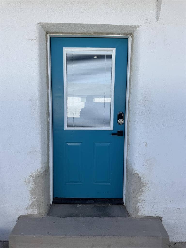 Central Phoenix Furnished Room!