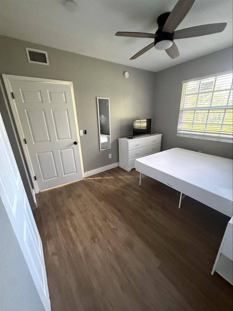 Furnished Bedroom& Private Bathroom
