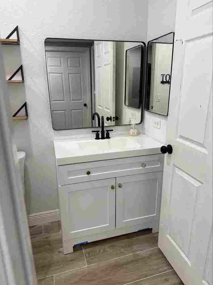 Furnished Bedroom& Private Bathroom