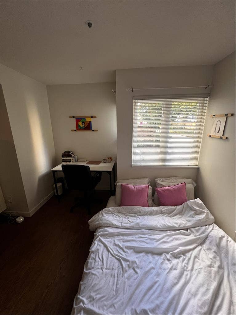 Roommate wanted
 - Olympic Village