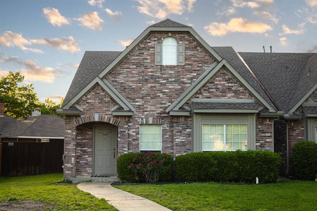 Room Available In Plano