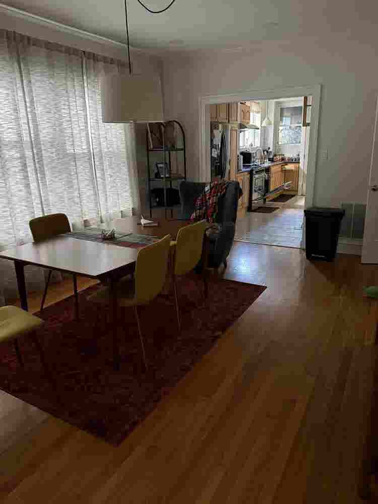 Roommate wanted for largest bd