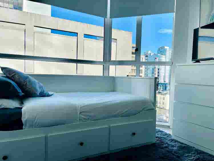 Downtown, Furnished Room.
