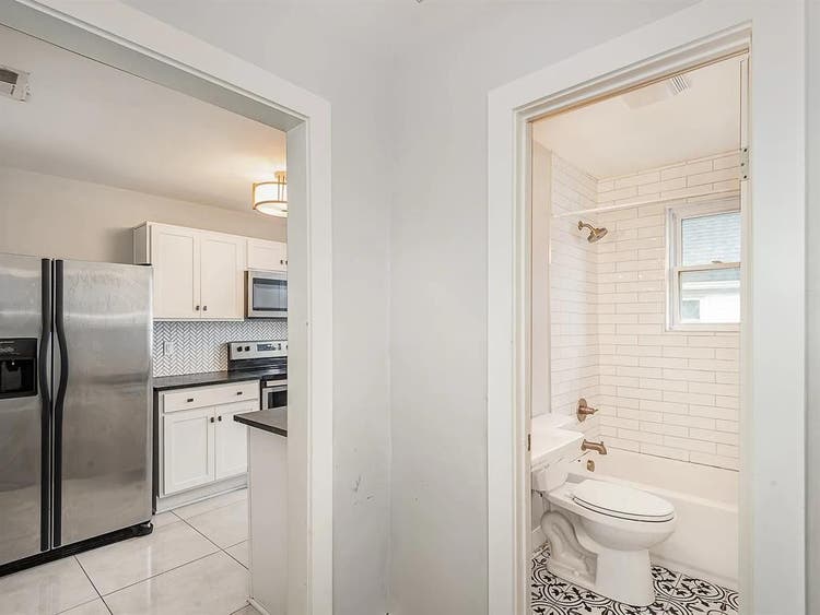 BA Condo – Quiet & Updated