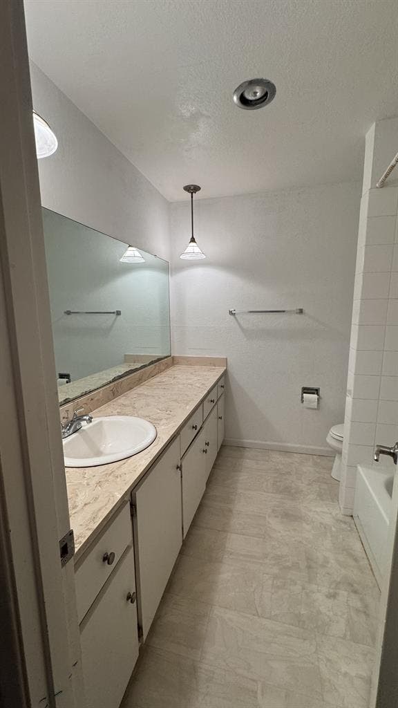 Subletting b apartment