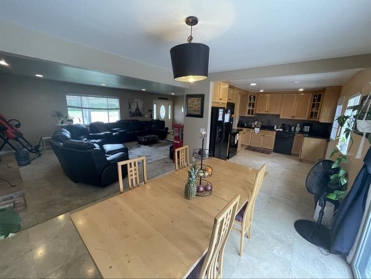 OC LARGE PRIVATE BEDROOM FURNISHED!