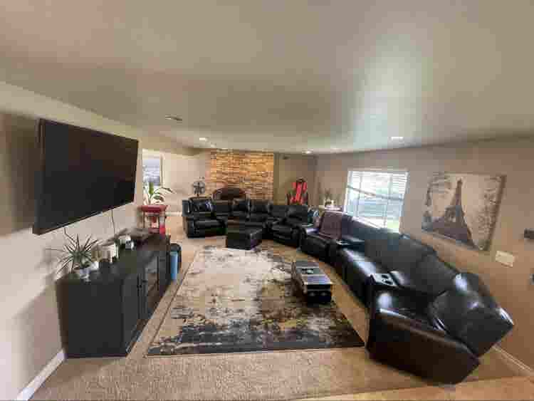OC LARGE PRIVATE BEDROOM FURNISHED!