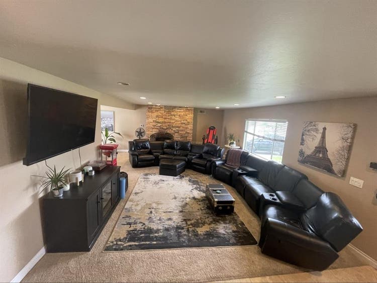 OC LARGE PRIVATE BEDROOM FURNISHED!