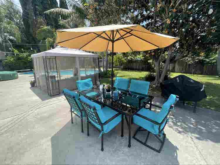 OC LARGE PRIVATE BEDROOM FURNISHED!
