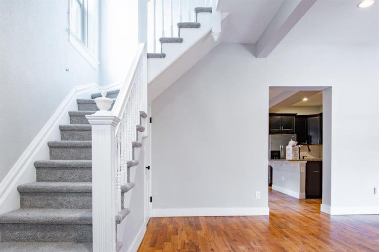 4 BR in Denver