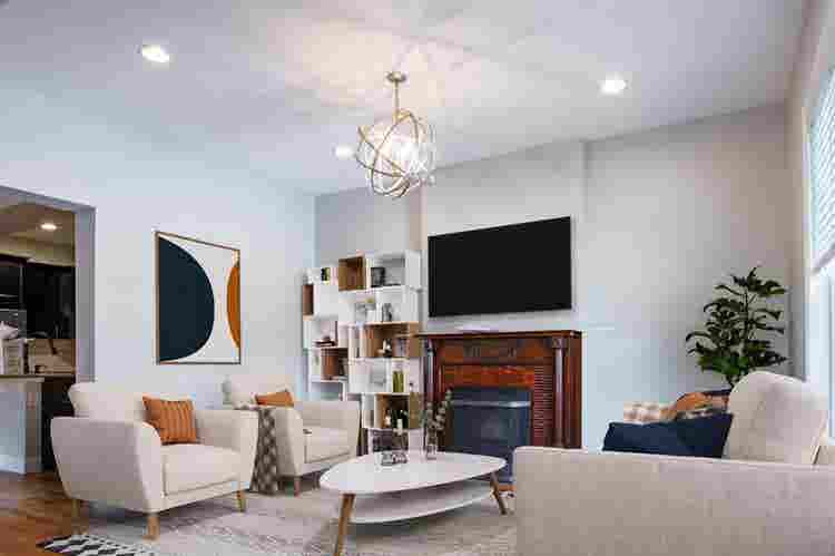 4 BR in Denver