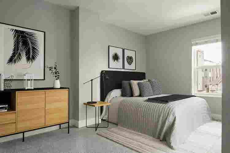 4 BR in Denver