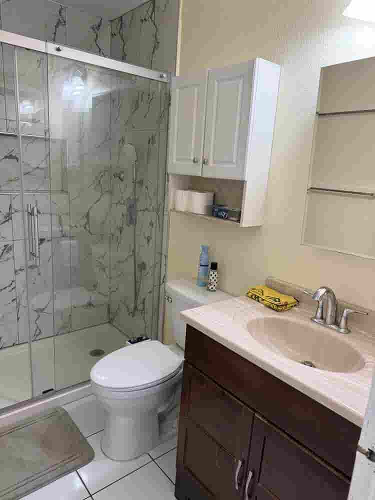 Small room available moving in any