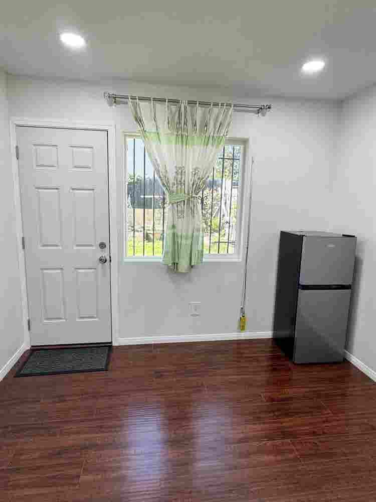 Small room available moving in any