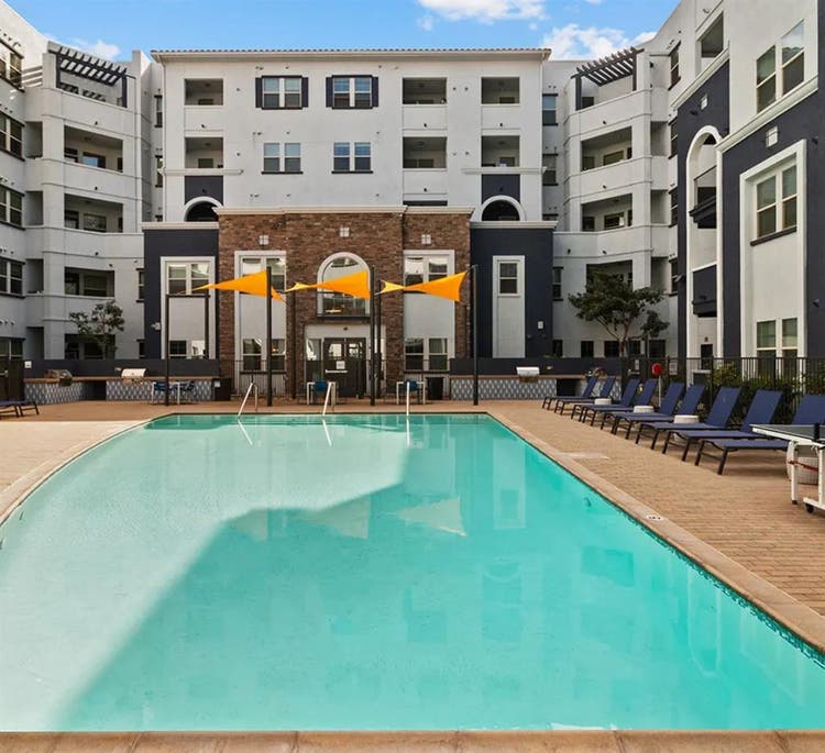 Studio Apartment Available NOW