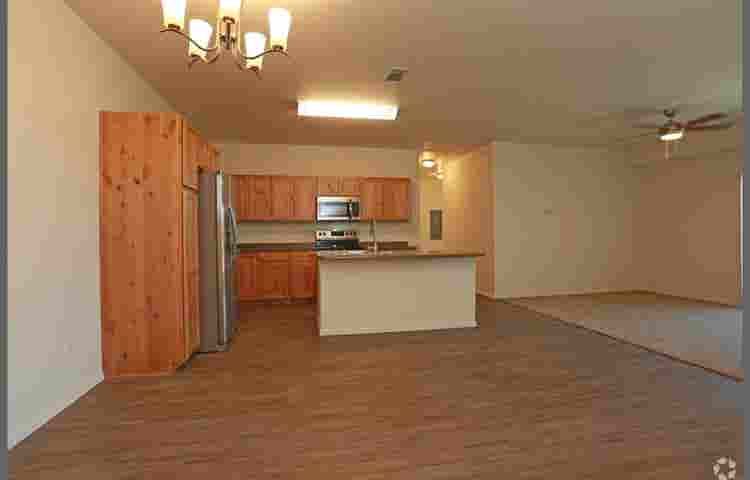 Room for rent in spacious