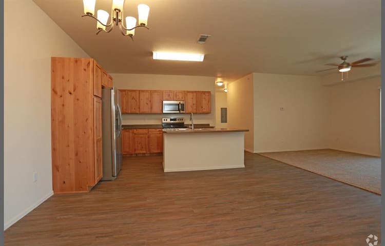 Room for rent in spacious