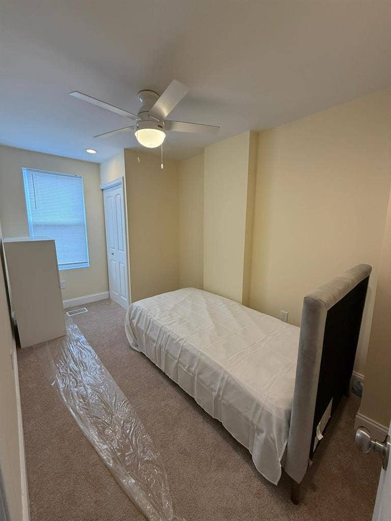 Cozy Top Floor Room for 1 Person