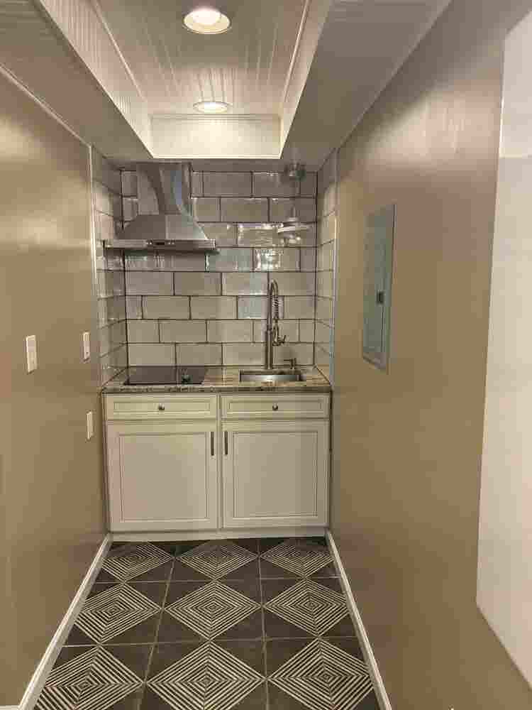 Room for Rent with Shared Bathroom