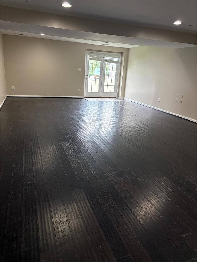 Top floor room for rent in DC