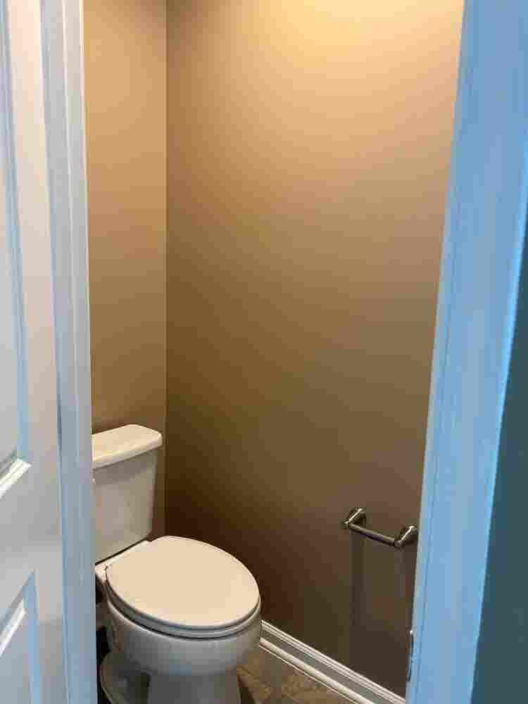 Master Bedroom w/ Private Bathroom
