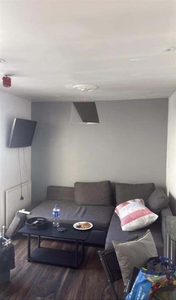 Double Bedroom Available - BNQB