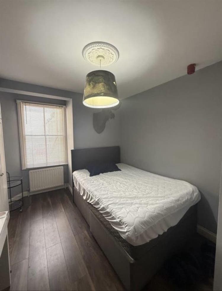 Double Bedroom Available - BNQB
