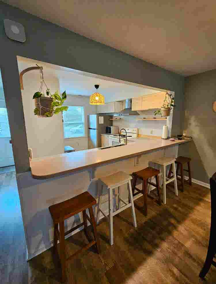 Unbelievable room available!
